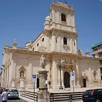 Villa Ana Maria *