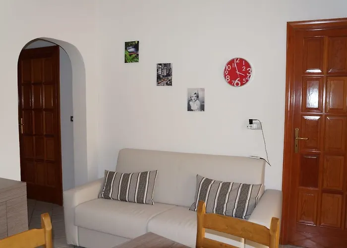 Ana Maria Villa Avola