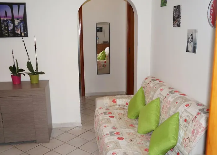 Ana Maria Villa Avola